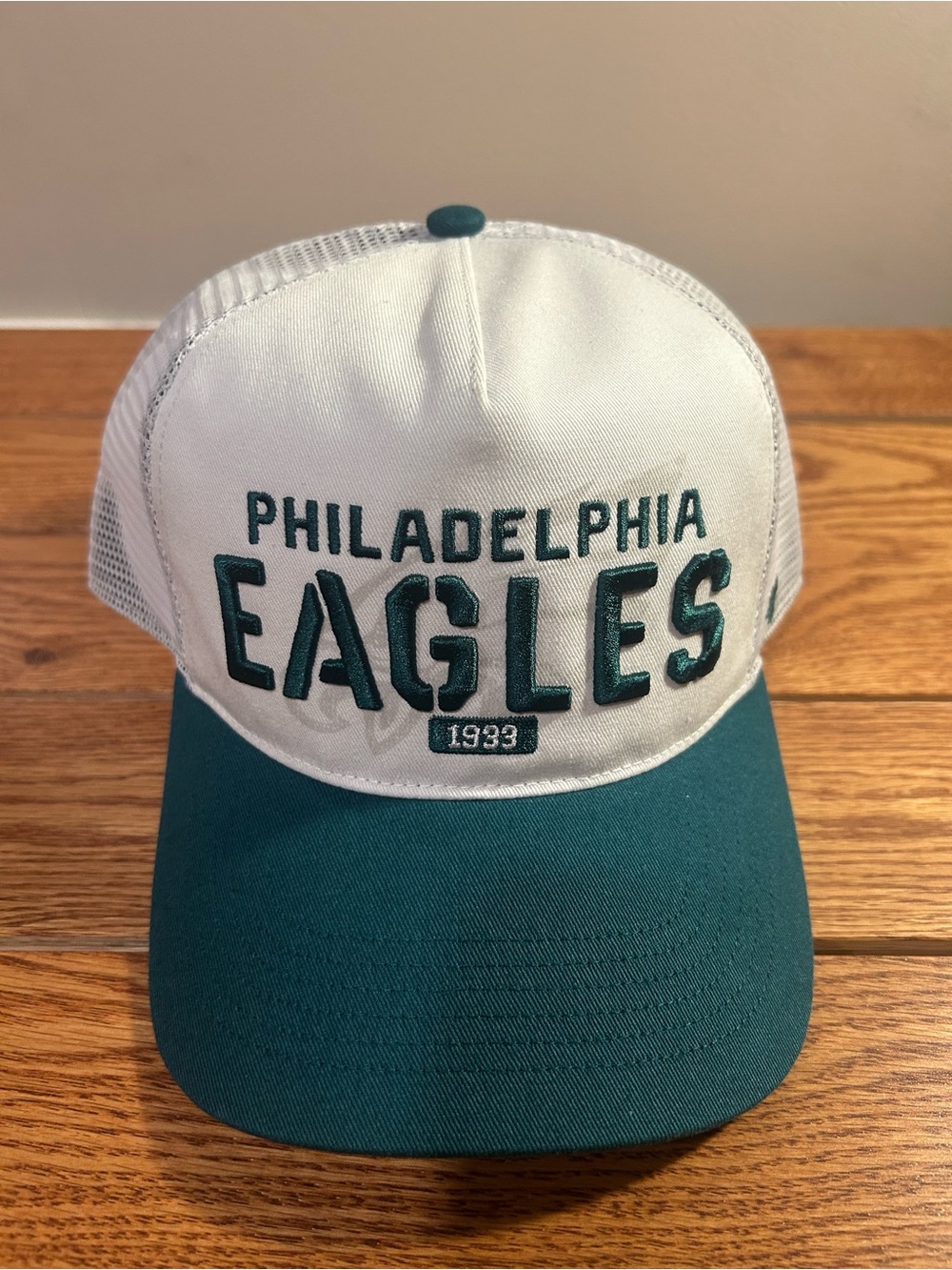Philadelphia Eagles Mesh Trucker Hat - White and Green